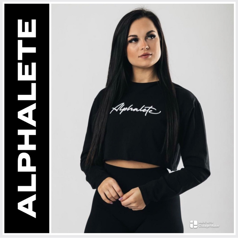 NEW Alphalete Women’s Signature Oversized Long Sleeve Crop Top. Black size Small